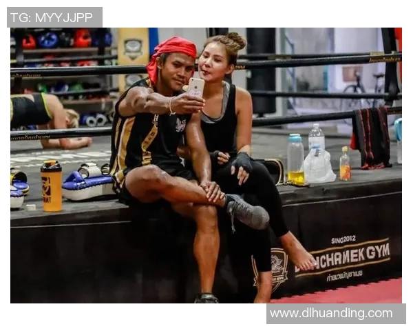 播求挑战中国军人实力较量谁能在擂台上赢得胜利